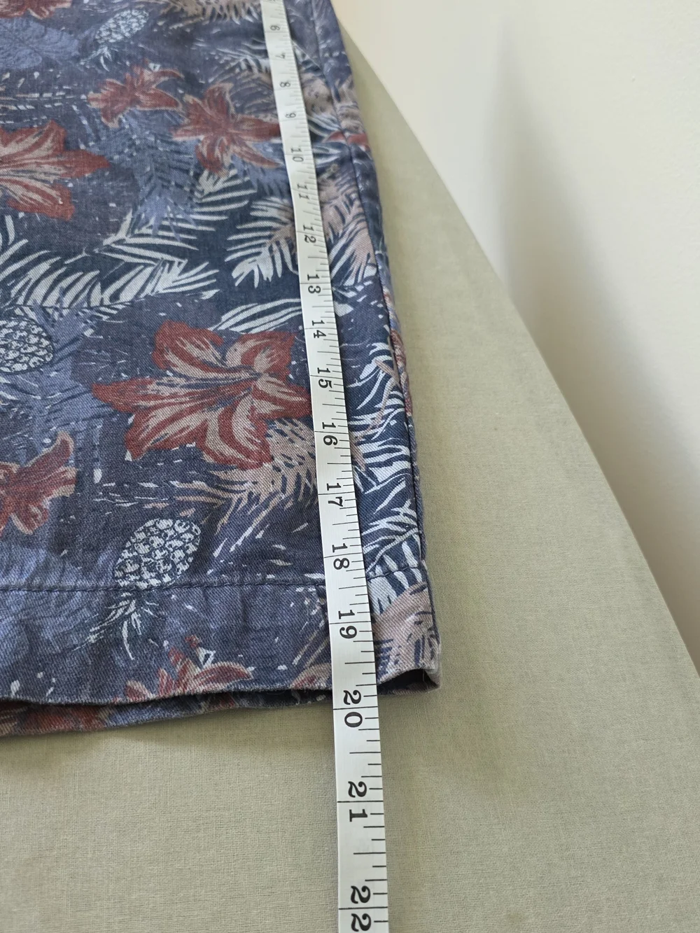 Bruno Milano Men's Tropical Floral Print Shorts Size 34 Cotton Vacation Beach